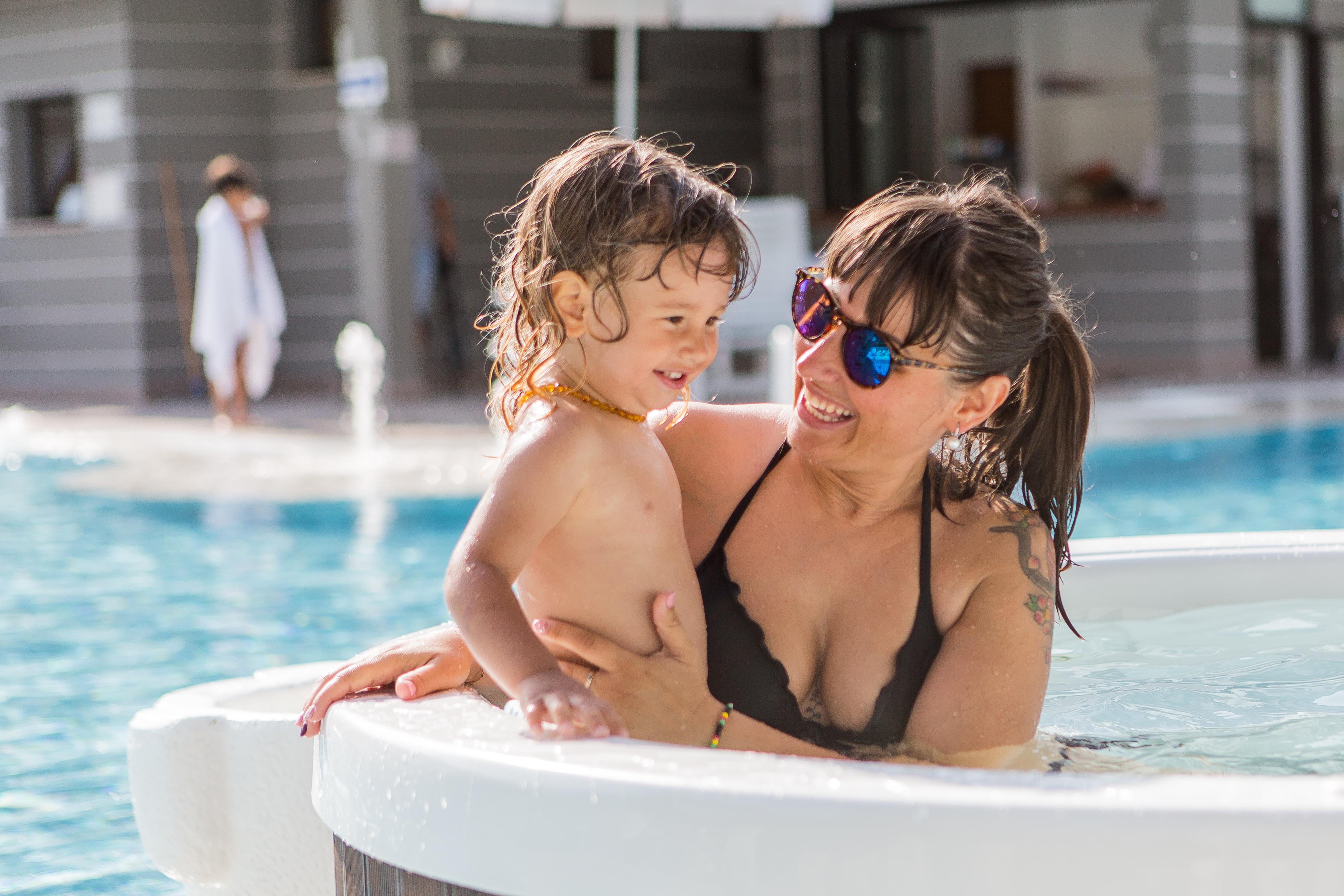 Hotel Luxor, piscina di 900mq a 150m Milano Marittima Esterno foto