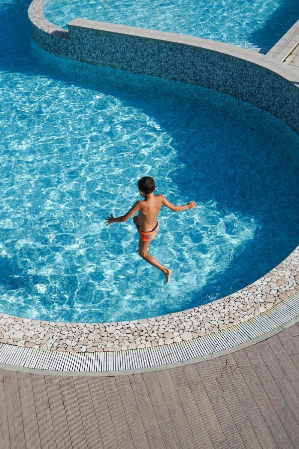 Hotel Luxor, piscina di 900mq a 150m Milano Marittima Esterno foto